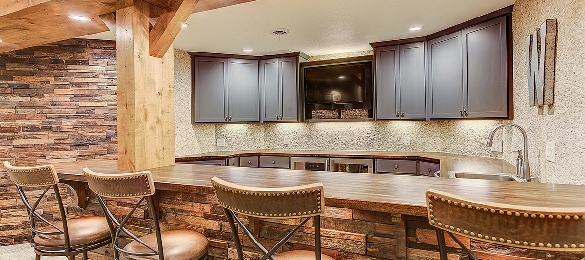 bar-cabinet-woodwork